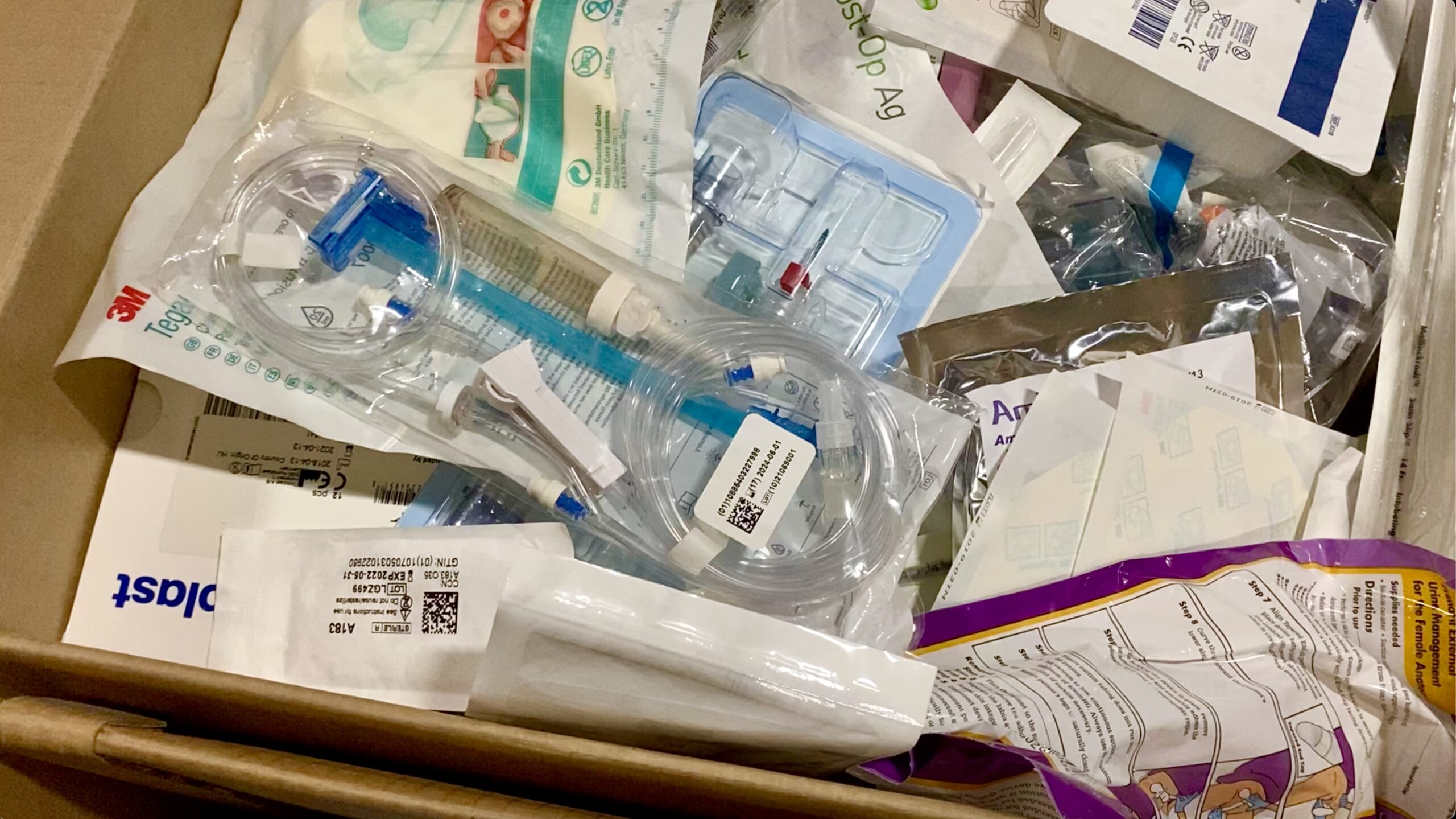 Fundraising for delivery of medical supplies from the USA Help Heroes